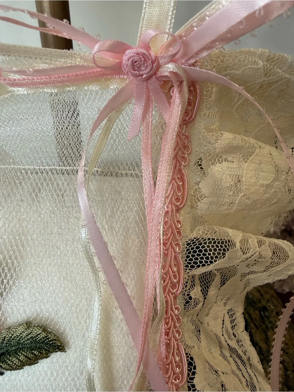 🩷 Hand Crafted Pink and Cream Floral Lace Hand Towel and Sachet Set 🩷